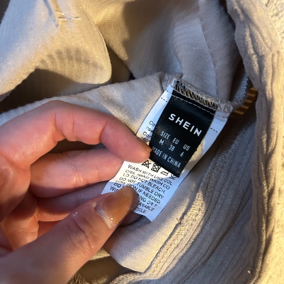 SHEIN Beige Corduroy Women Shorts - Picture 6 of 6